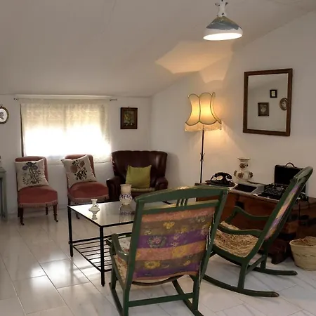 La Casa De Jacinta Turégano