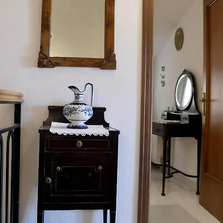 La Casa De Jacinta Turégano